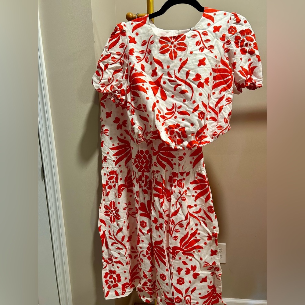 Two-piece skirt set